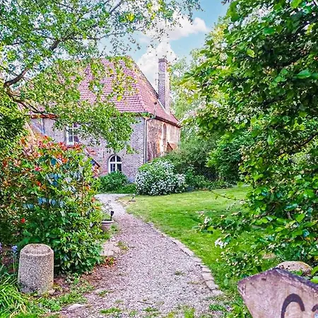 3 Bedroom Beautiful In *