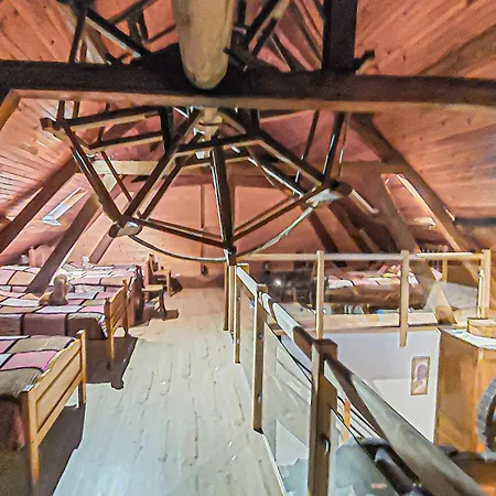 בית נופש 3 Bedroom Beautiful In Renty