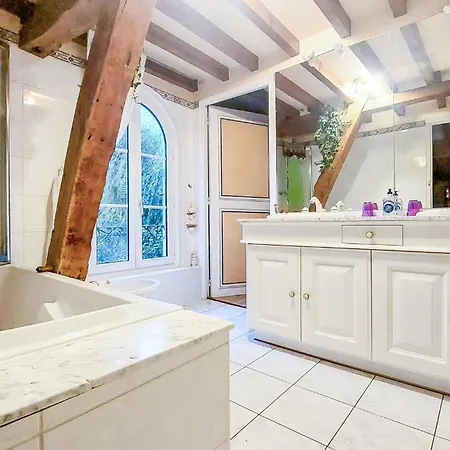 3 Bedroom Beautiful In Renty