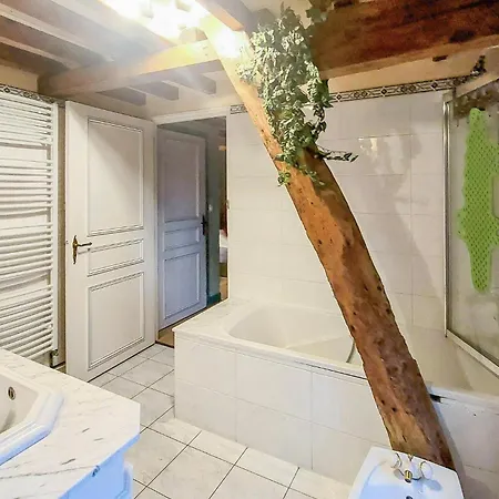 בית נופש 3 Bedroom Beautiful In Renty