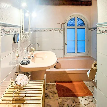 3 Bedroom Beautiful In *