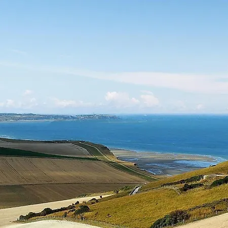 3 Bedroom Beautiful In *