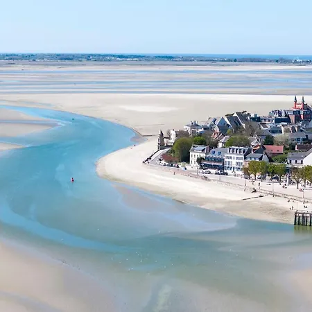 בית נופש 3 Bedroom Beautiful In