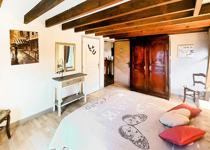 Nyaraló 3 Bedroom Beautiful In