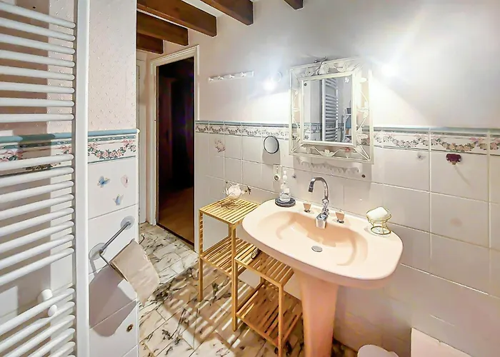 Holiday home 3 Bedroom Beautiful In *